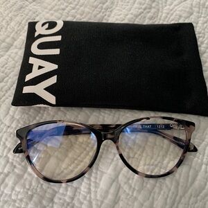 Quay BLUE light blocking glasses NWOT